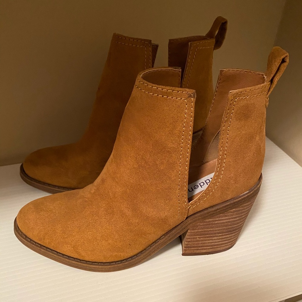 Madden girl chestnut suede boots